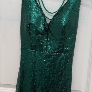 Green Sequin Sleeveless Dress